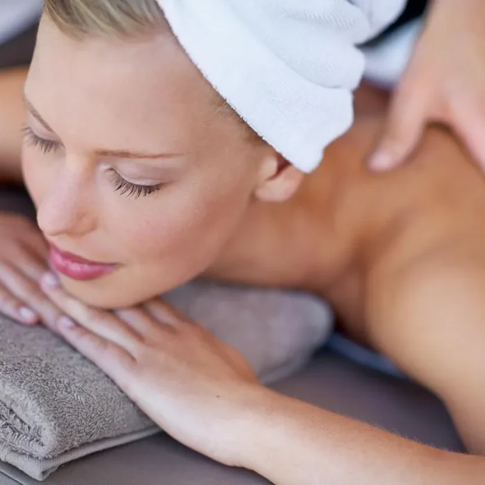 Anwendungen der Badekur im Thermalresort Bad Füssing – Massage & Wellness